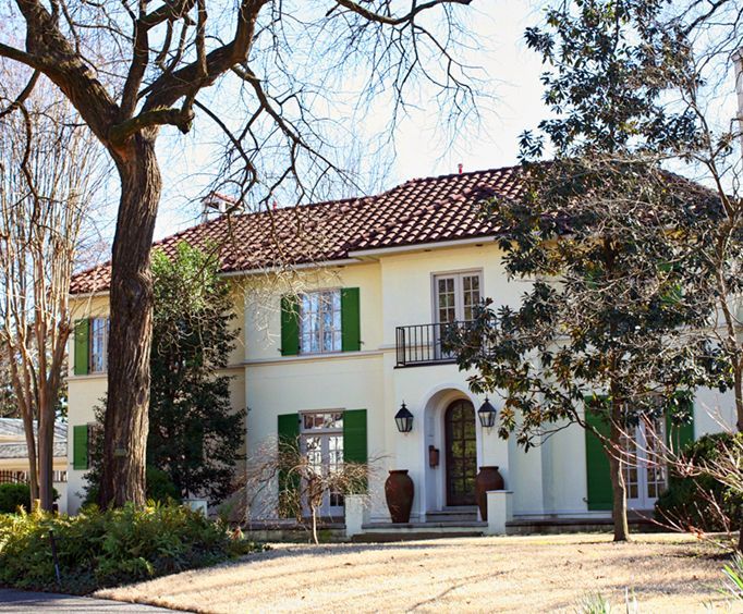 Tour of the Stars Homes