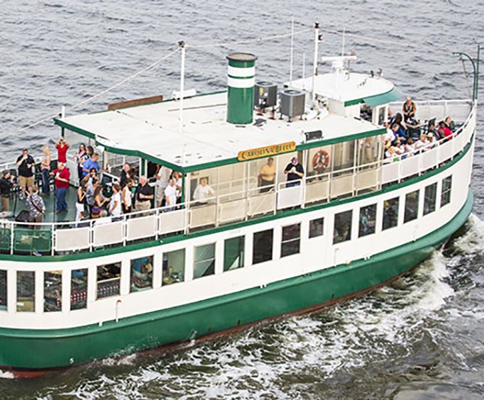 Carolina Belle of the Charleston Harbor Histor Sightseeing Crusie
