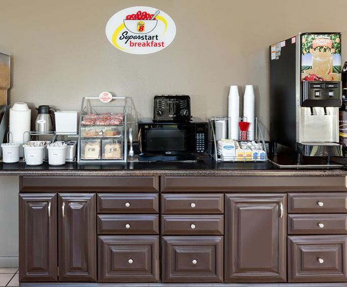 Super 8 St Augustine Dining