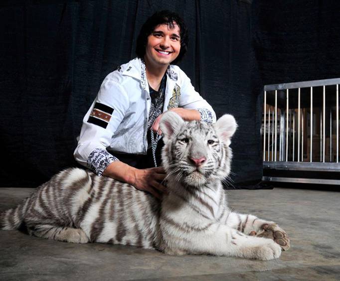 Jeremy Allens Grand Illusions Magic Show