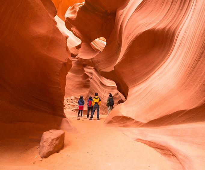 Antelope Canyon and Glean Canyon Scenic Tour from Flagstaff
