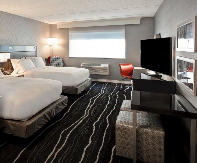 Tru by Hilton at Cadillac Jacks Gaming Resort Room Photos