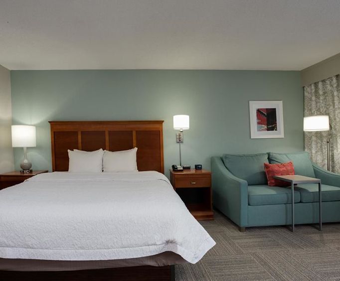 Photo of Hampton Inn North Myrtle Beach-Harbourgate Room
