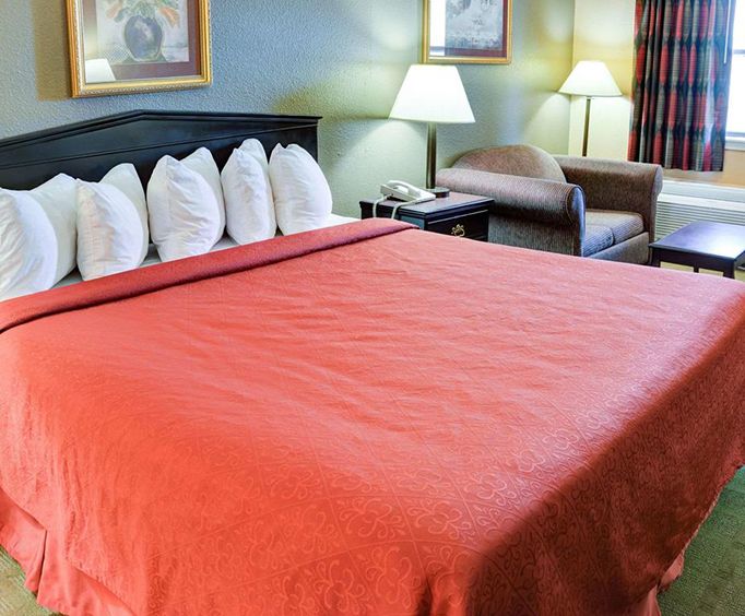 Room Photo for Quality Inn Suites Hot Springs