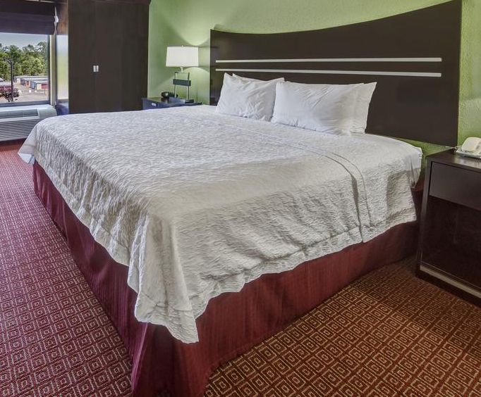 Hampton Inn Hot Springs Room Photos