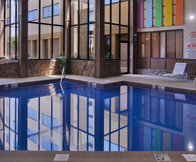 Clarion Hotel West Memphis Indoor Swimming Pool