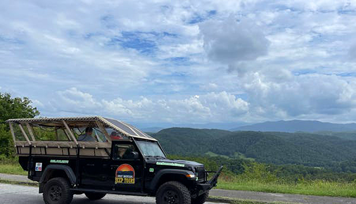 Smoky Mountains Jeep Tours in Pigeon Forge