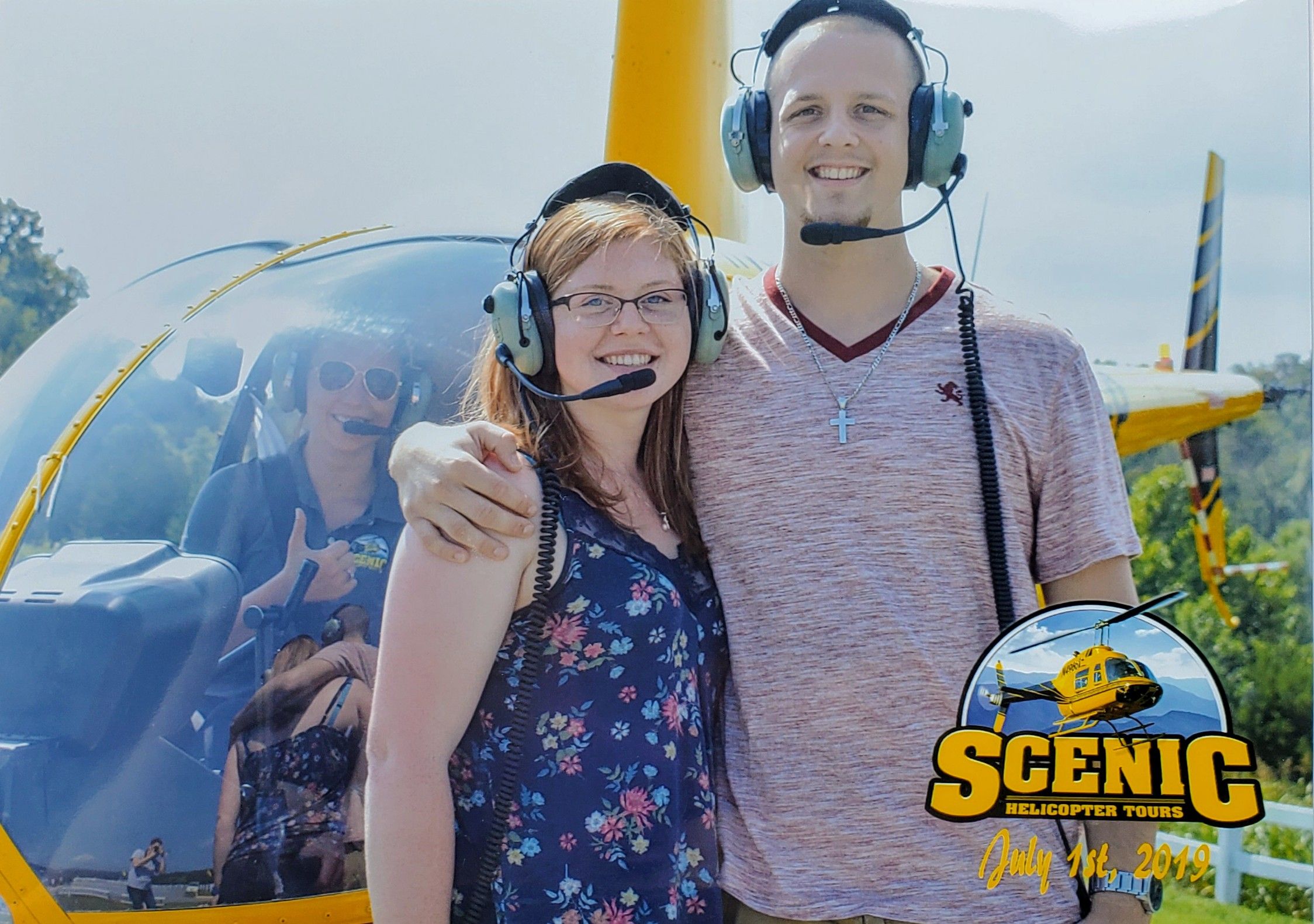 Couple on the Fly the Scenic Skies with Scenic Helicopter Tours
