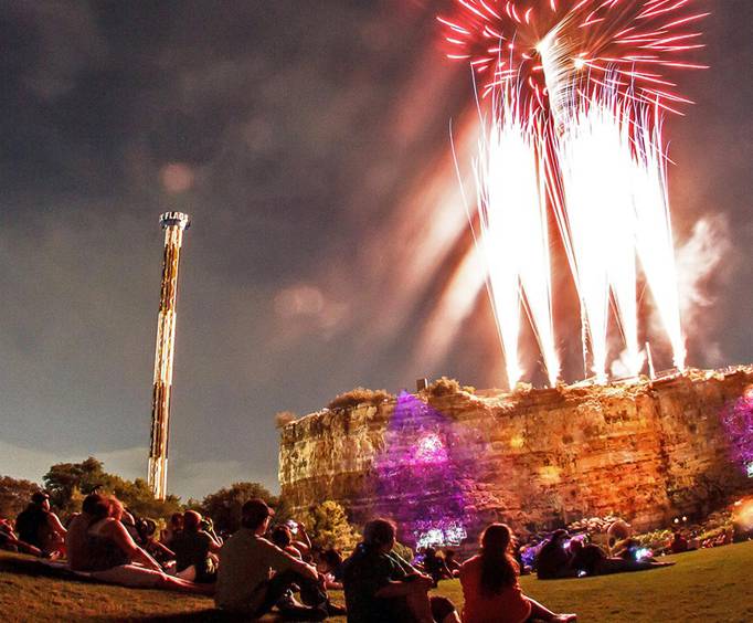 Patriotic Fireworks Spectacular at Six Flags Fiesta in San Antonio, TX