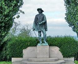Statue of George Armstrong Custer