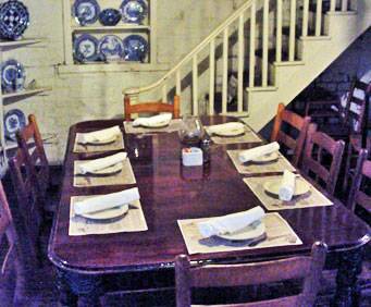 The Pirates' House in Savannah, GA, dining