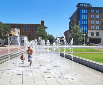 Ellis Square in Savannah, GA, water fountain