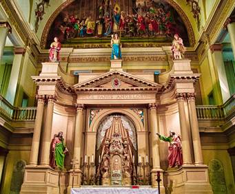 Sculptures of the saints