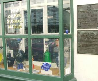 Display with informative plaques