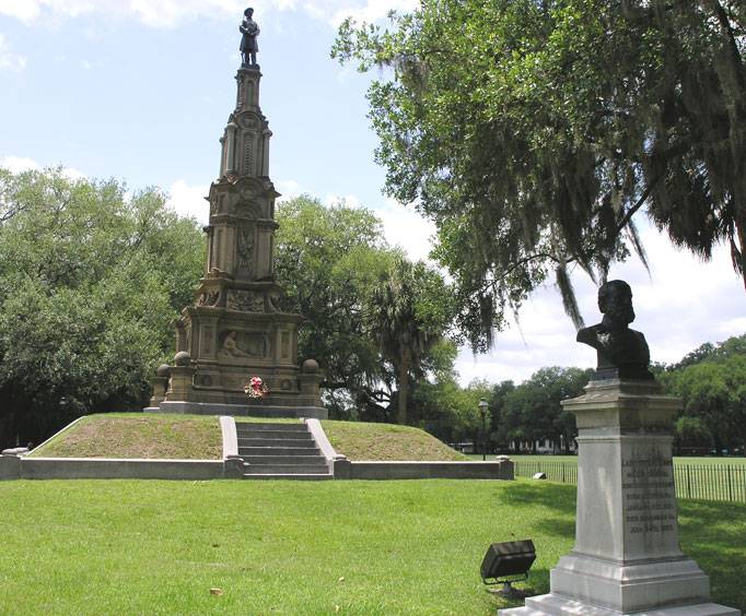Confederate War Memorial Monument in Forsyth Park in Savannah, GA