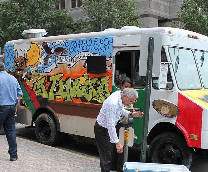 La Tingeria food truck