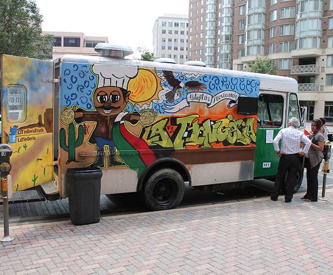 La Tingeria food truck