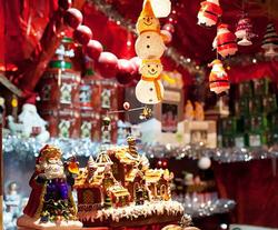 Christmas and Collectibles in Pigeon Forge, TN