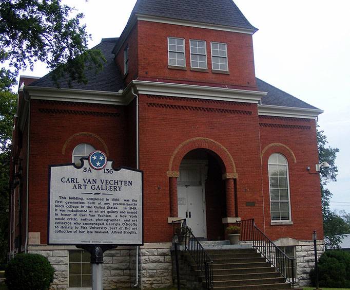 Carl Van Vechten Art Gallery building