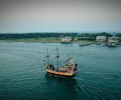 Black Raven Pirate Ship