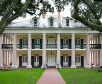 Old Homes on the Oak Alley and Laura Plantation Tour