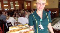 Enjoy lunch at a famous Cuban restaurant.