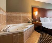 Comfort Suites Downtown Saint Augustine Jacuzzi Room Photo