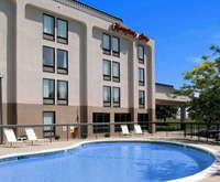 Kansas City Mo Hotels With An Outdoor Pool Outdoor Pool Hampton Inn Kansas City Airport