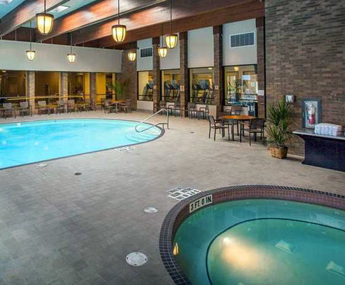 Doubletree South Side Pittsburgh Hotel In Green Tree