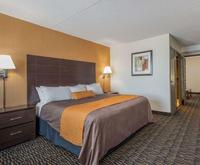 Photo of Ramada Plaza Niagara Falls Room