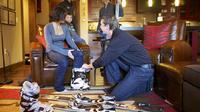 ski and snowboard rental delivery