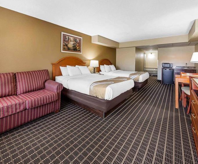 Suites On The River Québec Canada Quality Inn & Suites River Suites