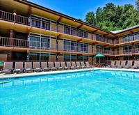 Outdoor Swimming Pool of Wild Bear Inn by Westgate Resorts