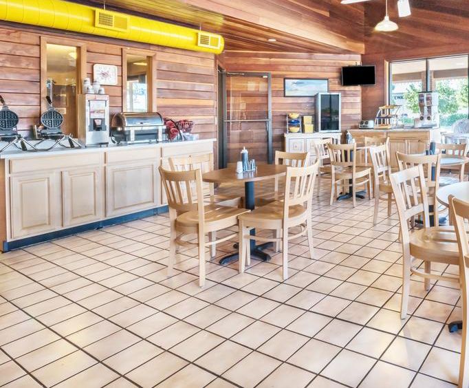Days Inn Spearfish Dining
