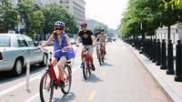 Monuments and Memorials Bike Tour