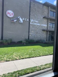 Outside the Studip