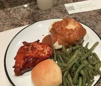 We got really luckyWe attended the 5:00 show at the Majestic Theater and enjoyed the dinner and the show.  When we found out that The Soul of Motown would be held in the same theater at 8:00, we got tickest for that, too.  All three of our Majestic show s shared some cast members.  Such talented peopleXYZThomas J Goodwill - Jamestown, NY