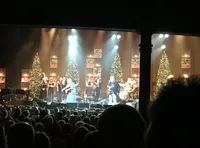 View of Amy Grant and Vince Gill Christmas at the Ryman