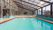 Howard Johnson by Wyndham Williamsburg Indoor Swimming Pool
