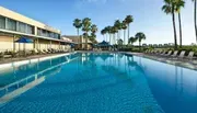Outdoor Swimming Pool of DoubleTree by Hilton Hotel at the Entrance to Universal Orlando
