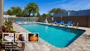 Outdoor Swimming Pool of Best Western Tampa