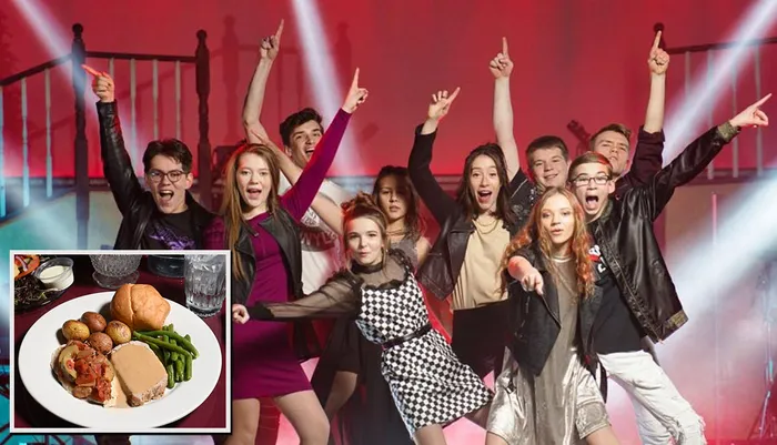 ReVibe Dinner Show Photo