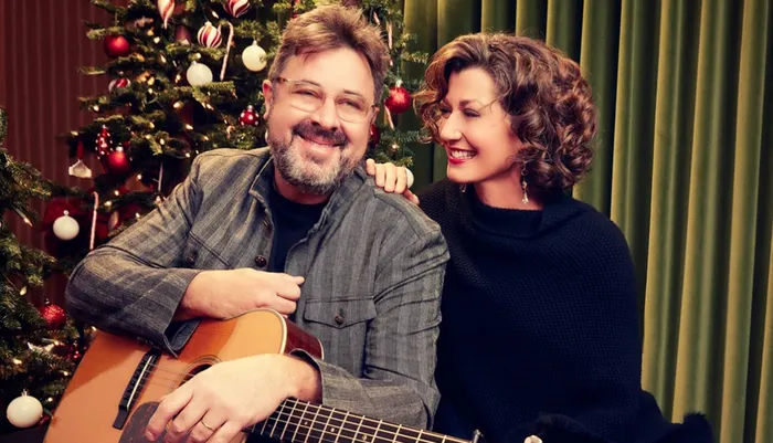 Amy Grant & Vince Gill Christmas At The Ryman Photo