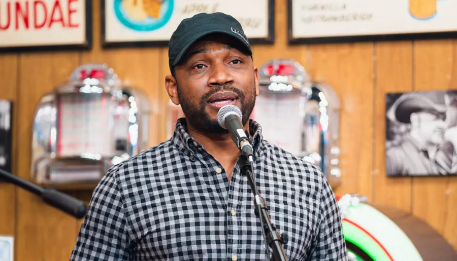 Larry's Country Diner in Nashville