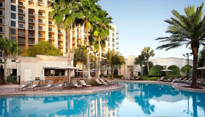Outdoor Swimming Pool of Las Palmeras by Hilton Grand Vacations