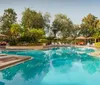 Outdoor Swimming Pool of Marriott Orlando Airport
