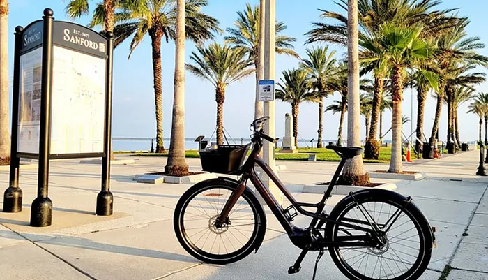 E-Bike Rental - 2 Hour Rental in Historic Downtown Sanford Photo