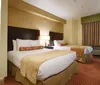 Outdoor Swimming Pool of Best Western Plus Orlando Convention Center