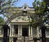 Our Garden District walking tour covers lots of architectural details and discusses the various styles employed 1
