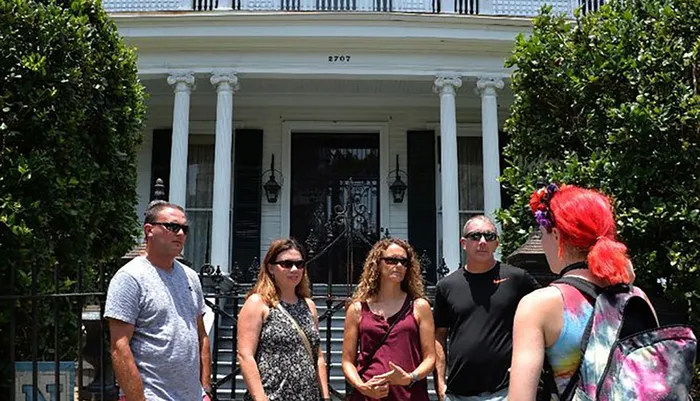 Cemetery & Garden District Tour - Best New Orleans Small Group Walking Tours Photo